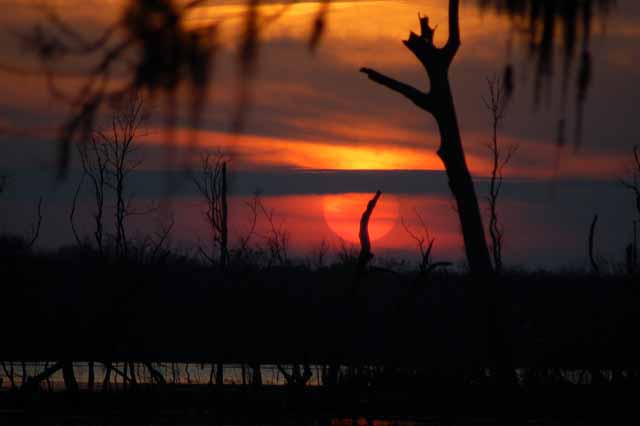 sun set over Elm Lake