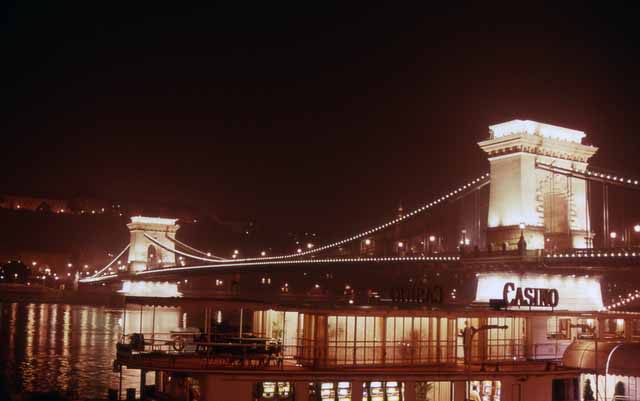 chain bridge