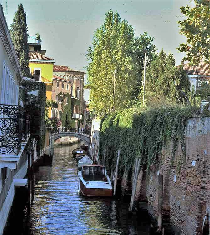 side canal