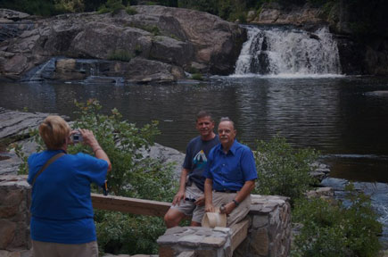diane taking pic of jerry and dale at linville falls