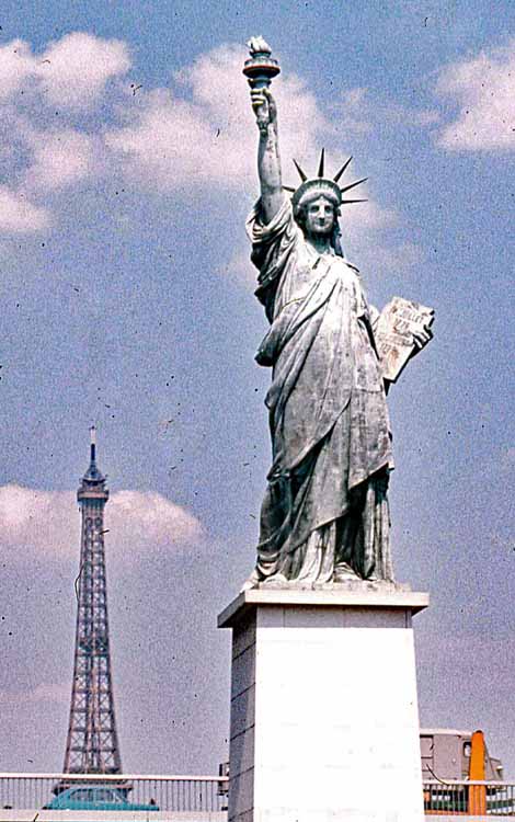 lady liberty statue