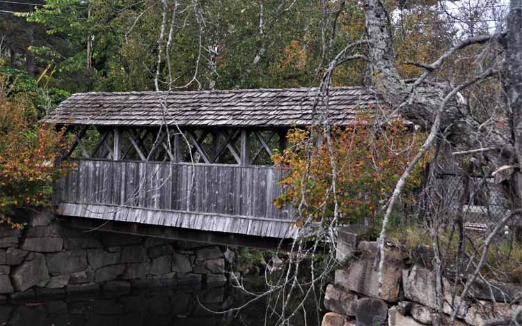 covered footpath